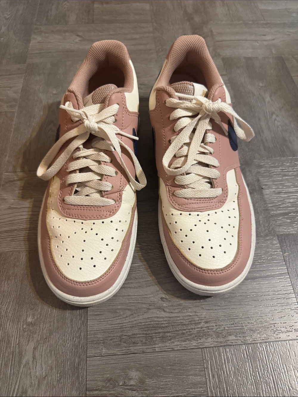 Women's Nike Sneaker